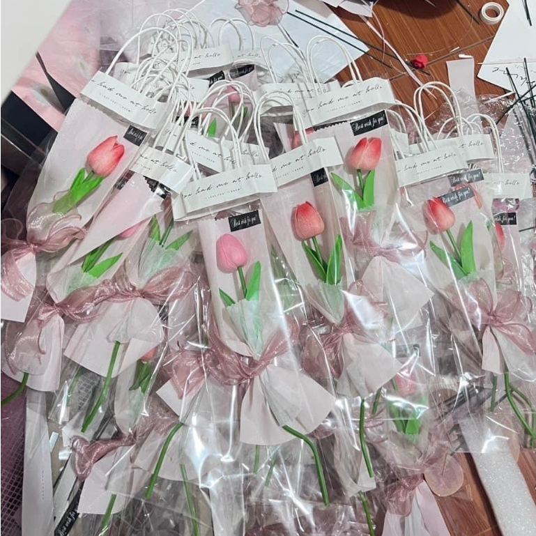 Bó Hoa Tulip Phong Cách Hàn Quốc Làm Quà Tặng Cho Ngày Của Mẹ, Ngày Nhà Giáo 20/11