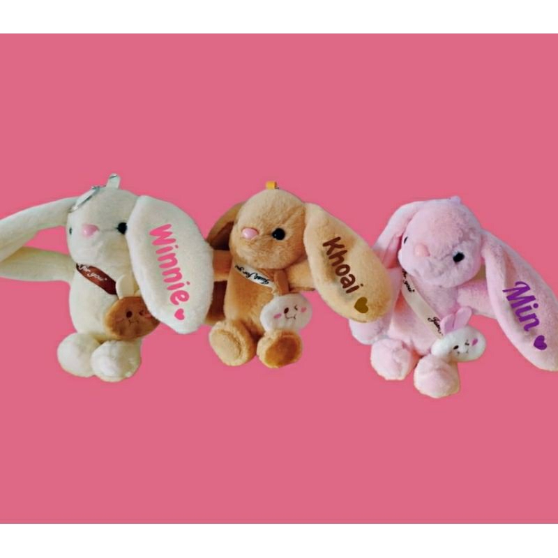 Thỏ đeo túi mini 16cm thêu tên theo yêu cầu cho bé và  làm quà tặng.v.v