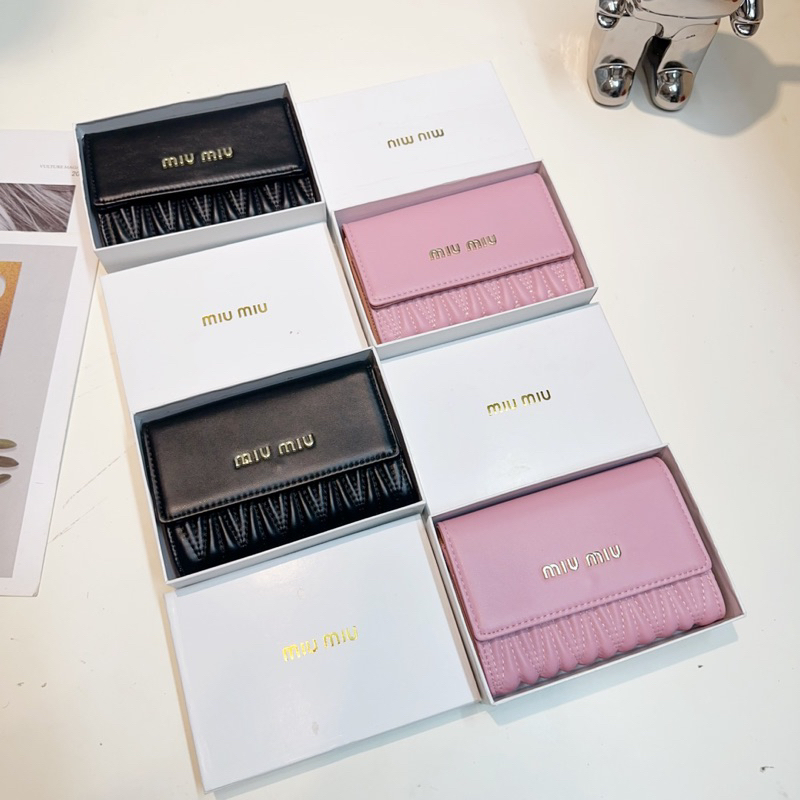 VÍ MIUMIUU nhiều ngăn kèm dây đeo full hộp