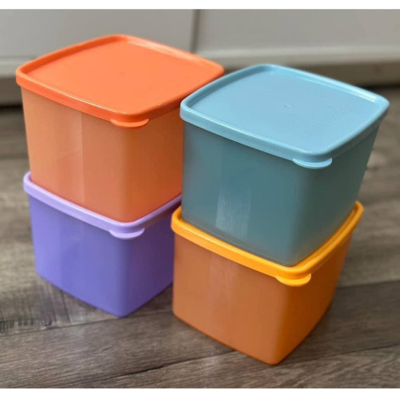 Bộ hộp trữ khô/ mát Tupperware Medium Square Round Gen I 840ml (4 hộp) - Bảo hành trọn đời - Nhựa nguyên sinh, an toàn