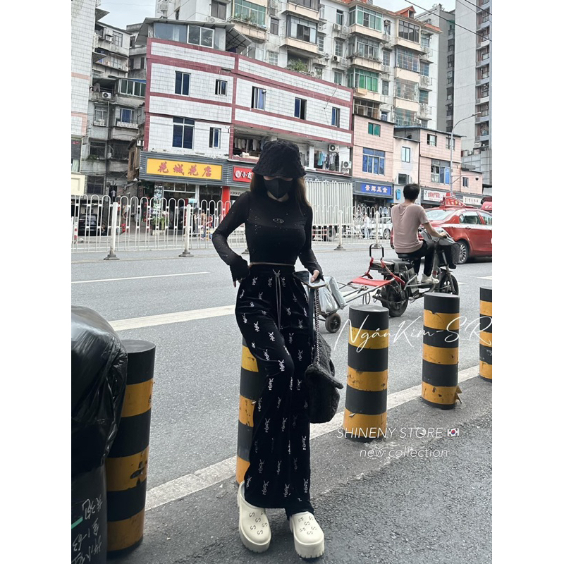 QUẦN XUÔNG NHUNG ĐÍNH ĐÁ CHỮ HÃNG CẠP CHUN DÂY XÍCH MS16299