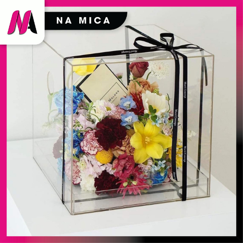 hộp trưng bày hoa bằng mica - hộp trưng bày mica - hộp hoa mica