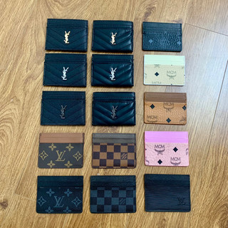 ví nam nữ mini đựng thẻ card fullbox thích hợp làm quà tặng.Mẫu ngắn