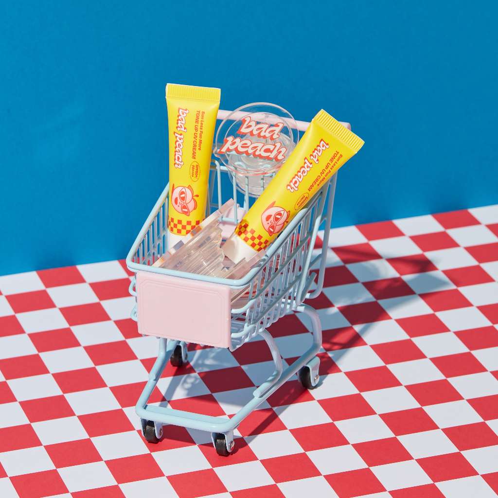 Kem Chống Nắng Nâng Tone BAD PEACH Sun Less Fun More Tone Up UV Cream SPF50+/PA++++ 10g