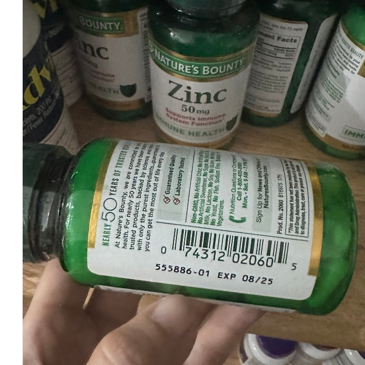 Viên uống bổ sung kẽm Nature’s Bounty Zinc 50mg 400v và 50mg 100v của Mỹ