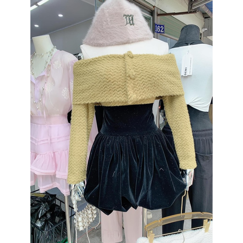 Áo len lông trễ vai cúc xinh xỉu