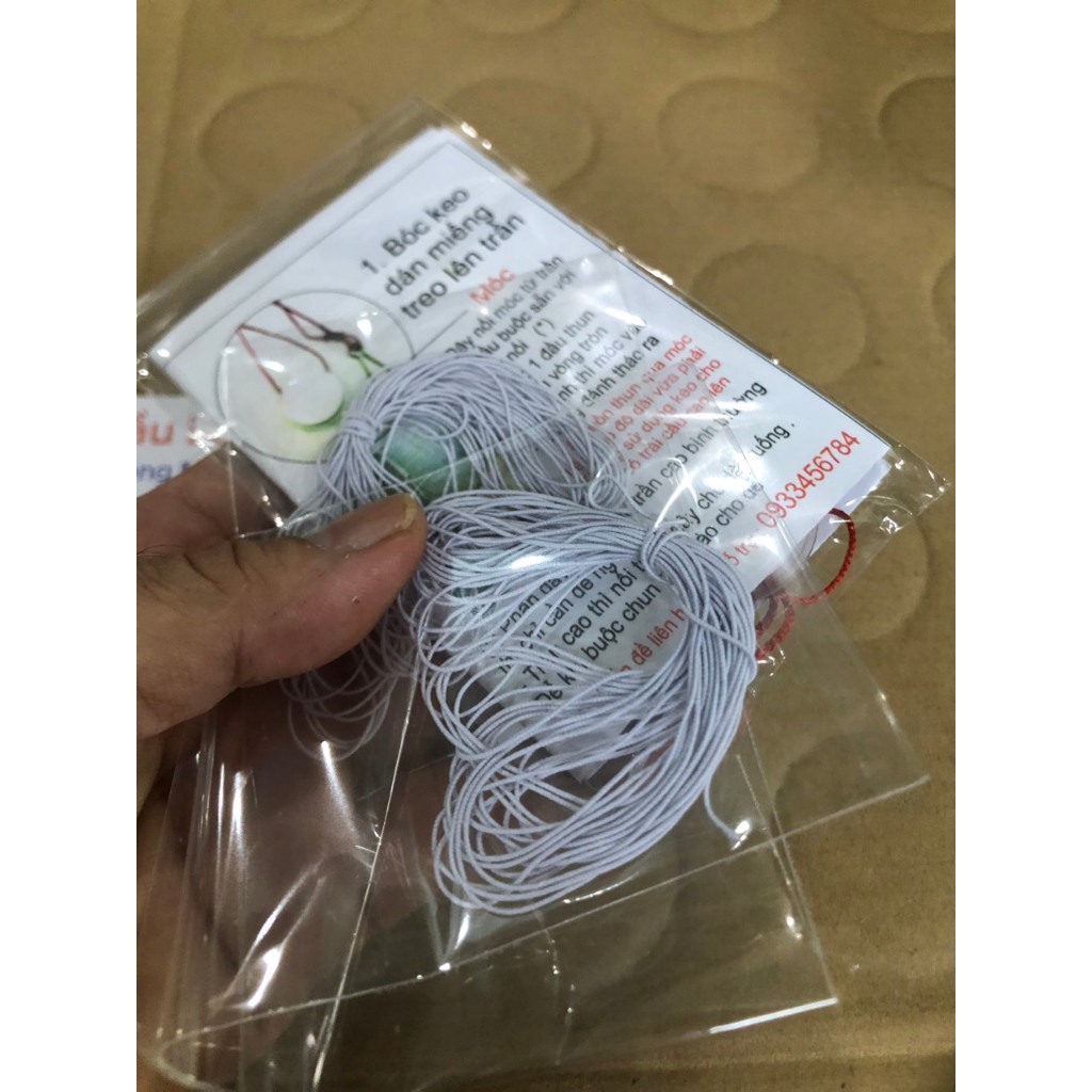 Trái Cầu Lông Nhựa + 2 Dây + Móc Treo - Tập Cầu Lông Tại Nhà