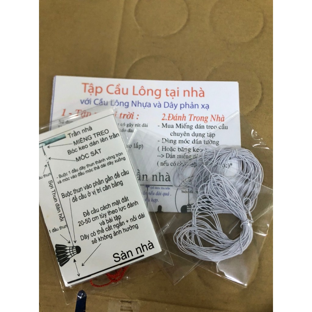 Trái Cầu Lông Nhựa + 2 Dây + Móc Treo - Tập Cầu Lông Tại Nhà