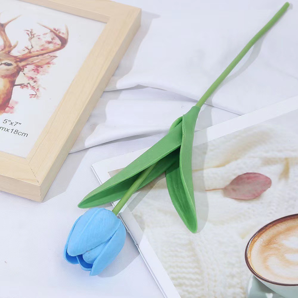 Hoa tulip silicon trang trí nhà trang trí phòng trà trang trí ngày tết