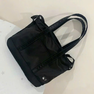 túi đeo chéo đựng đồ thời trang