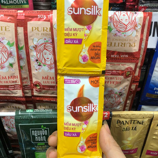 Dầu xả Sunsilk vàng dây 10 gói