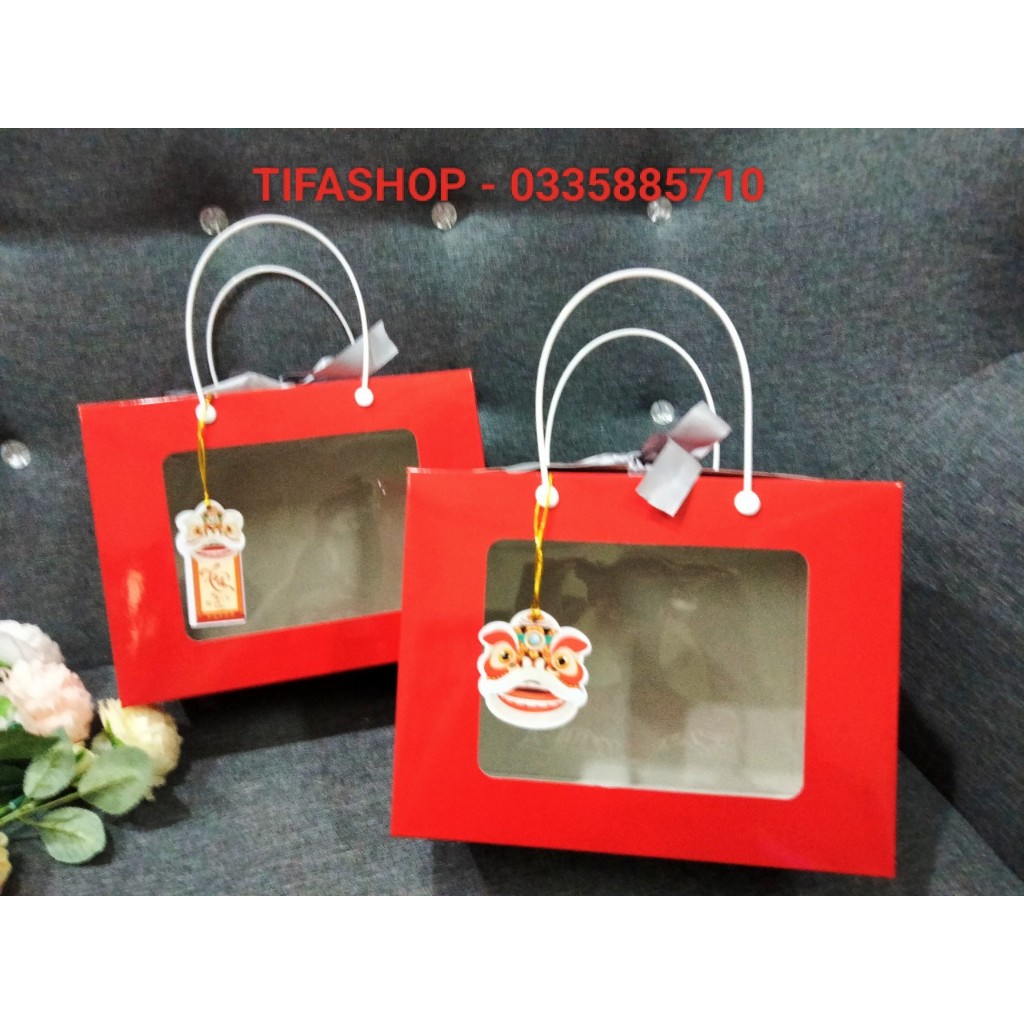 Hộp đựng quà kt 26x20x12,2cm tặng dịp lễ, tết, đựng mỹ phẩm, thực phẩm, bánh mứt,...có dán mica 1 mặt