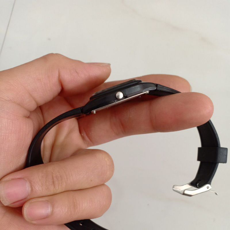 Đồng hồ si nam nữ mặt vuông tank hiệu SUR MESURE dây cao su ful đen