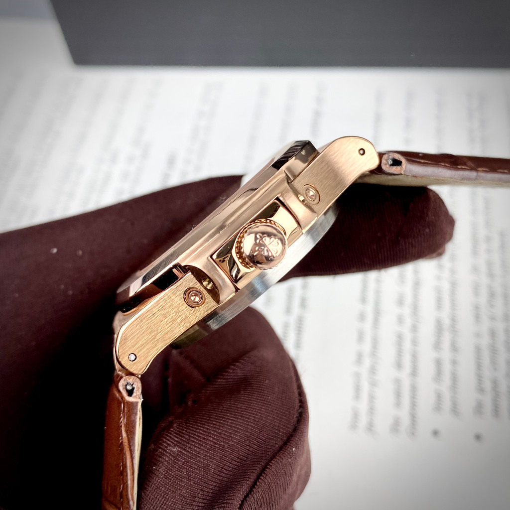 Đồng Hồ Nam Patek Nautilus 5726 Vàng Đồng - Dây Da Nâu , Máy Automatic, Size 41mm Tàu ngầm