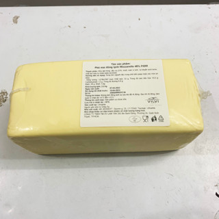 Phô mai Mozzarella  VILVI  kéo sợi khối 2,5kg ( chuyên xài bánh đồng xu )