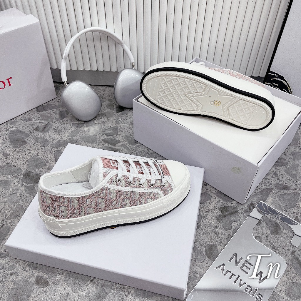 GIÀY THỂ THAO CD ĐẾ 5CM