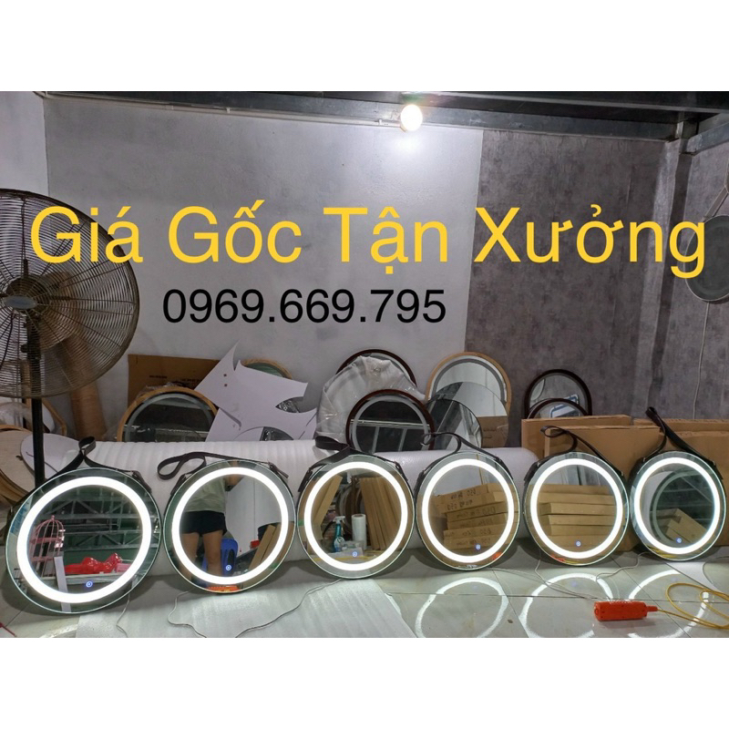 Gương trang điểm đèn led cảm ứng , Gương tròn treo tường viền da đường kính 50cm - BiBi..Shop
