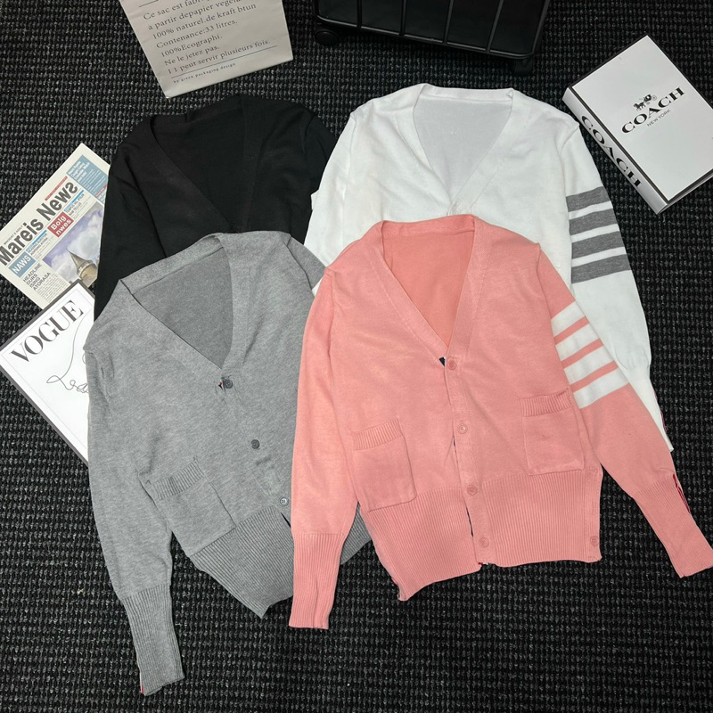 ÁO LEN CADIGAN THOM KHUY CHẠY SỌC KẺ ĐỎ 4M