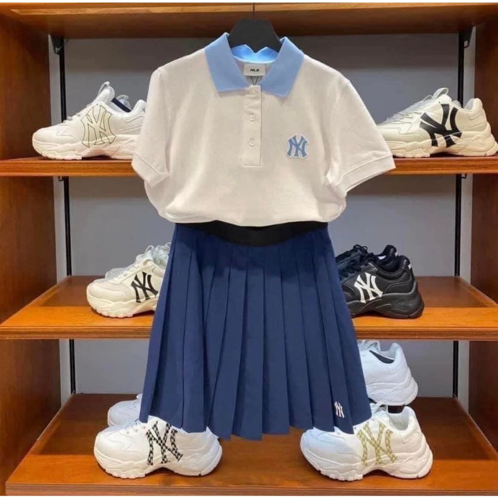 Chân váy xếp ly M.L.B