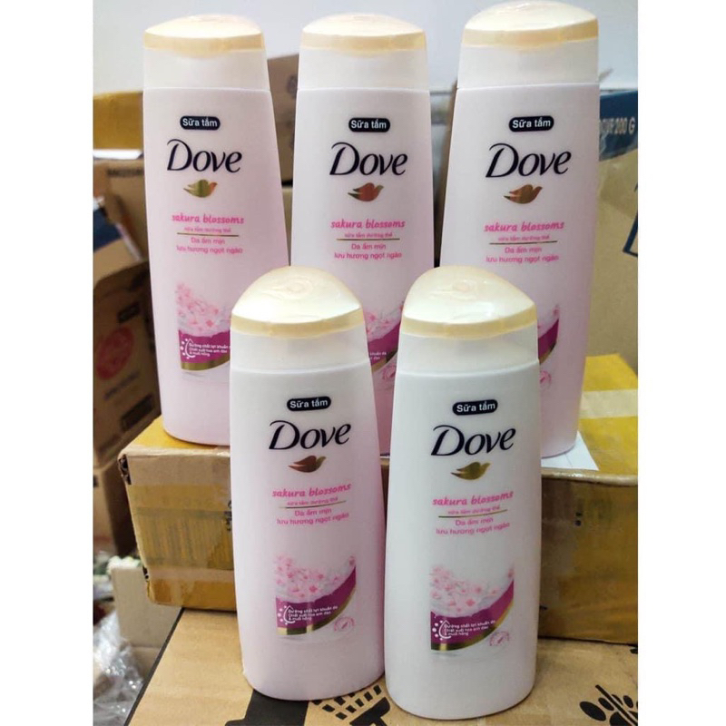 Sữa tắm dưỡng thể Dove Sakura Blossoms 200g