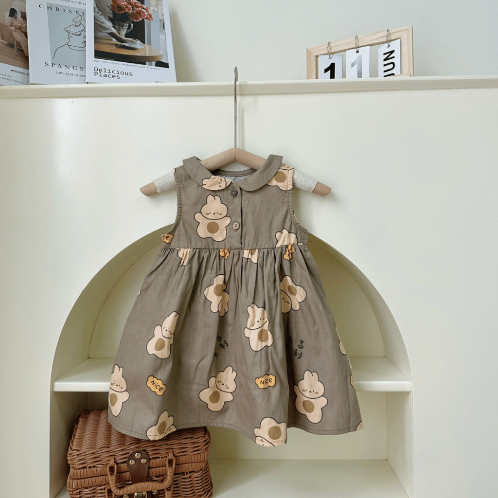 TT190  Váy thô hàn gấu cổ sen sát nách cho bé - MOMCARE