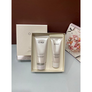 Sữa rửa mặt dưỡng trắng da OHUI Extreme Bright Cleansing Foam Mua 1 tặng 1