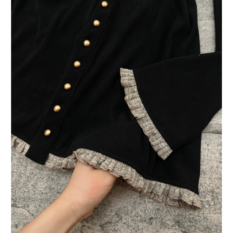 Váy tăm cúc mix chân bèo KAB