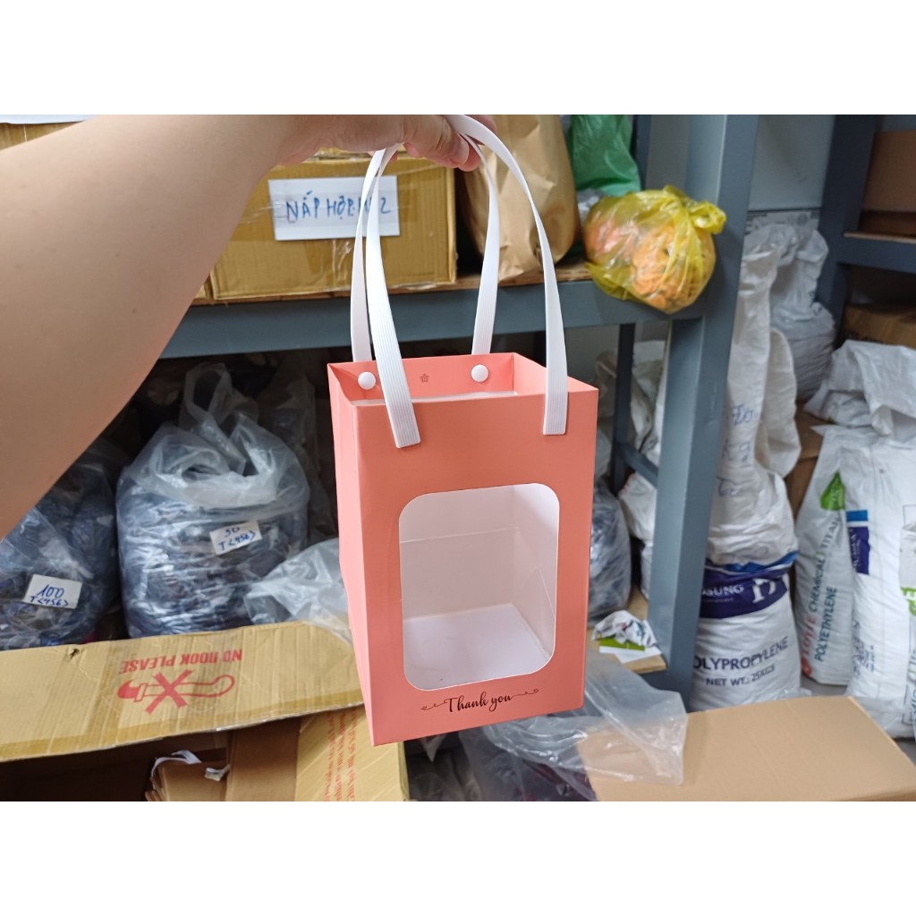 25 cái - Túi giấy mặt kính mica đáy vuông đựng hoa, trái cây,quà tặng - Mẫu 61