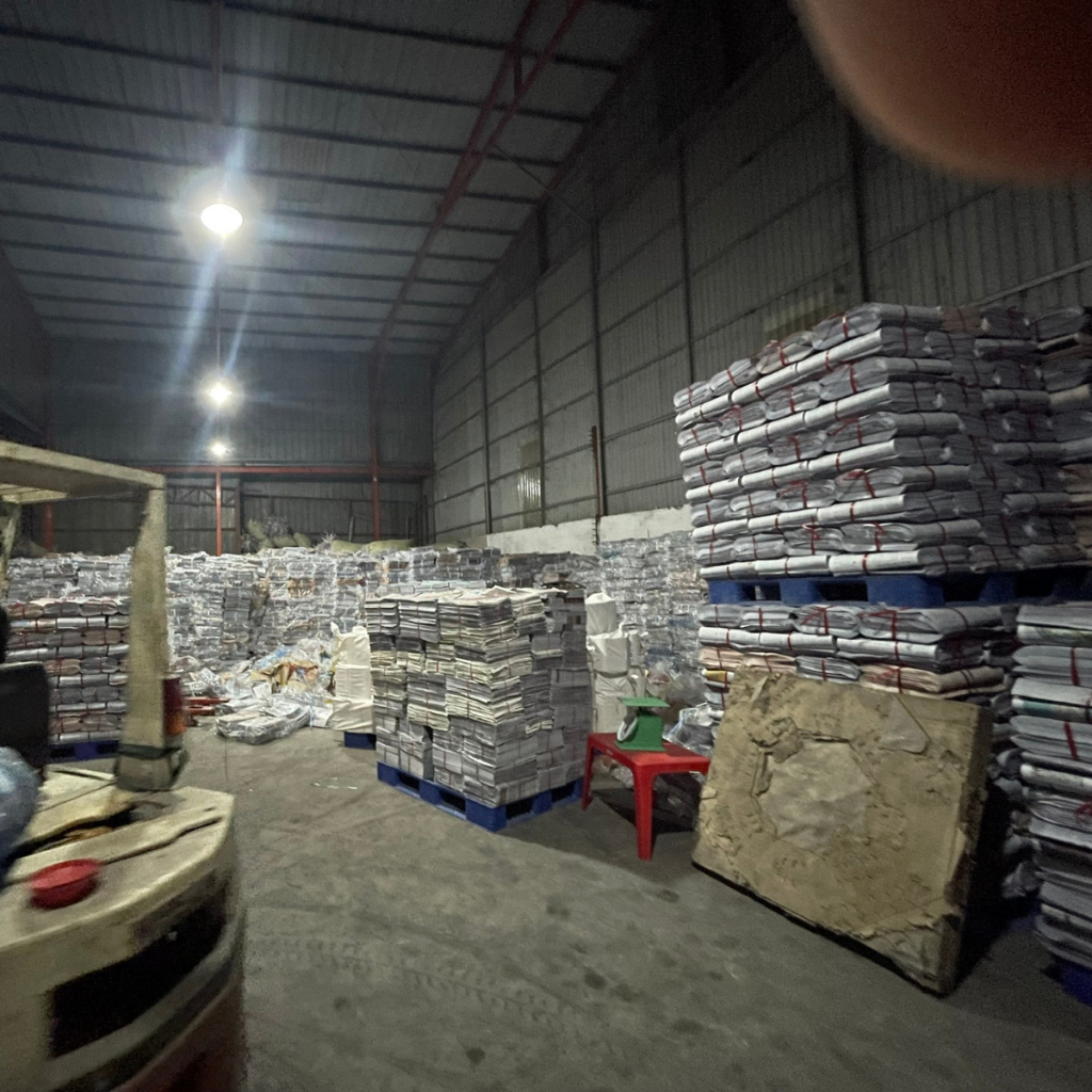 Giấy Báo Cũ 1KG khổ to nhất, báo cũ chọn, giá rẻ, đẹp, sạch, không rách nát, không ẩm mốc TIẾN PHÁT