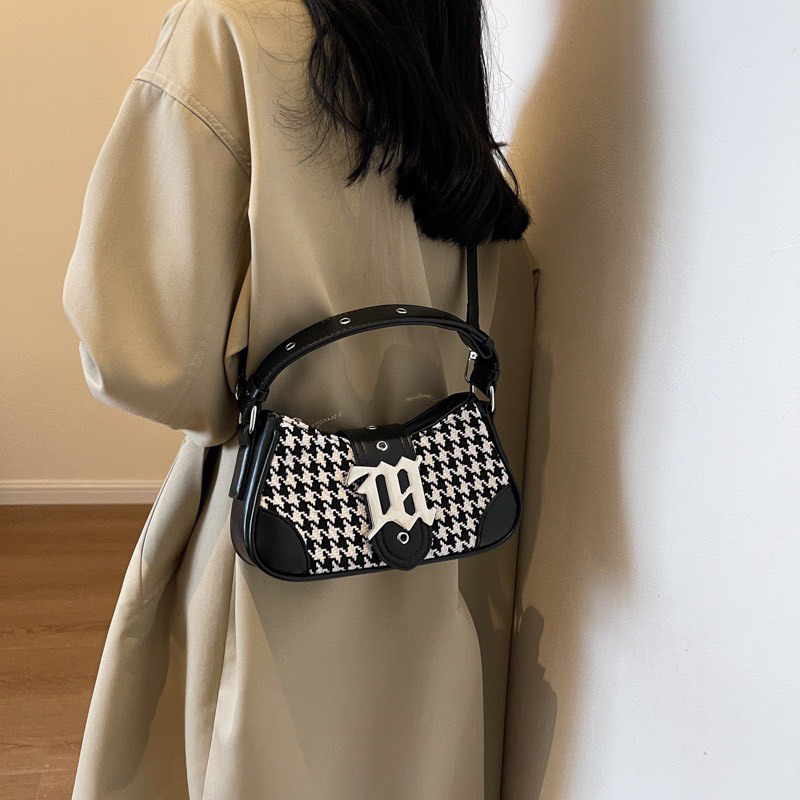 Túi nữ đeo chéo chữ M vải dạ én có quai xách cầm tay mẫu mới hàng rẻ đẹp