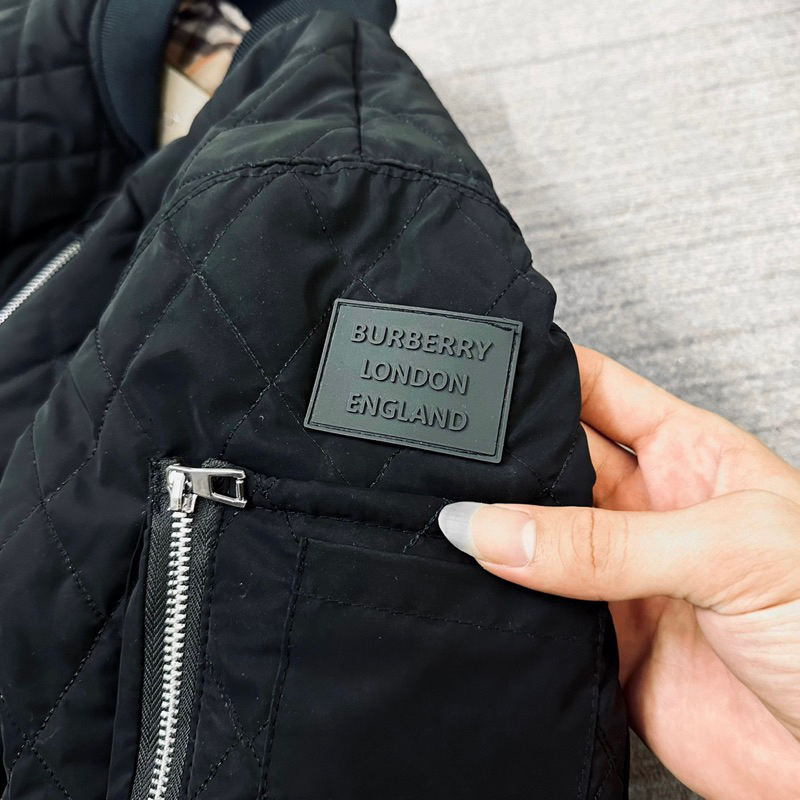 Áo khoác phao nam nữ BBR nhung lì trần bông quả trám túi khoá zip tay thêu logo cao su sọc be mặt trong siêu hót 2023
