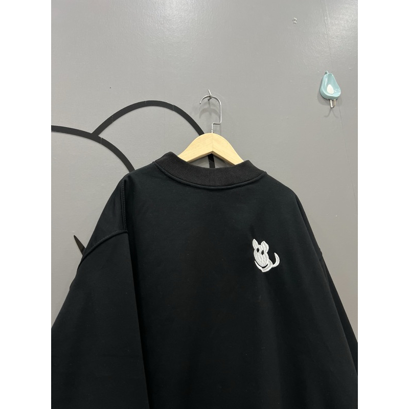 Áo nỉ sweater cổ cao hình xinh