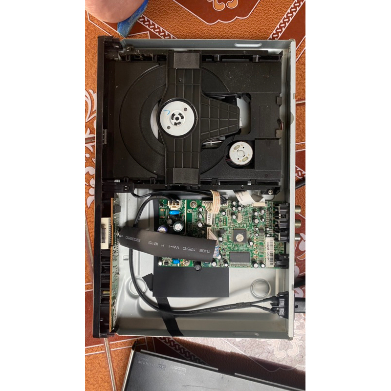 Đầu philips DVd  dvp3600/98 side 32  hàng lỗi nguyên bản