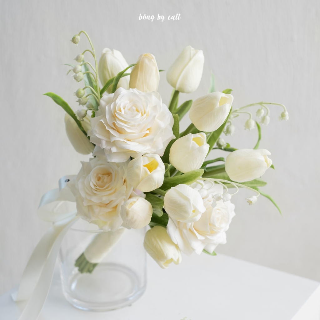 Hoa cưới tulip cầm tay cô dâu - Hoa cưới lụa cầm tay cô dâu - Bó hoa cưới cầm tay cô dâu - thương hiệu BÔNG BY CATT