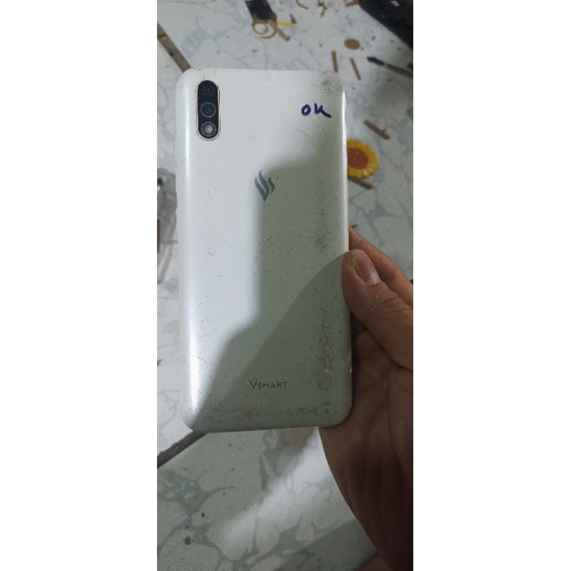 Cụm xác Vsmart bee 3 sống zin hư màn hình