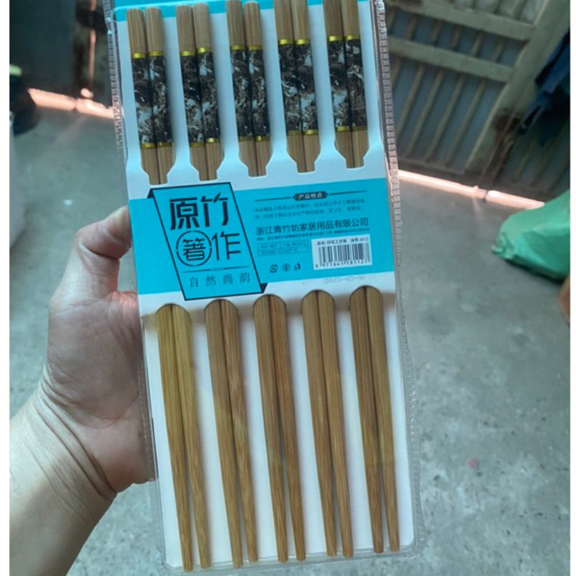 Vỉ 10 đôi đũa tre cao cấp xuất nhật,đũa ăn cơm trổ đá vân hoa tinh sảo