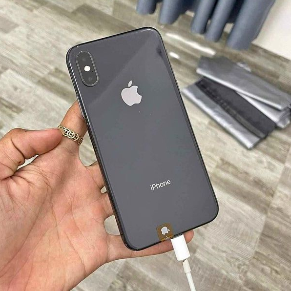 Điện thoại 𝐗𝐒 𝐌𝐚𝐱 𝐍𝐞𝐰 𝟏𝟎𝟎% 𝐍𝐠𝐮𝐲𝐞̂𝐧 𝐬𝐞𝐚𝐥 LL/A Pin Cao Full Chức Năng