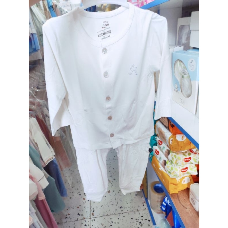 Bộ trắng pettit nous - Vui lòng inbox để biết thông tin size và màu