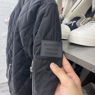 Áo khoác phao nam BBR nhung lì trần bông quả trám túi khoá zip tay thêu logo cao su sọc be mặt trong hot trend 2023