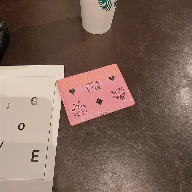 Túi để thẻ MCM