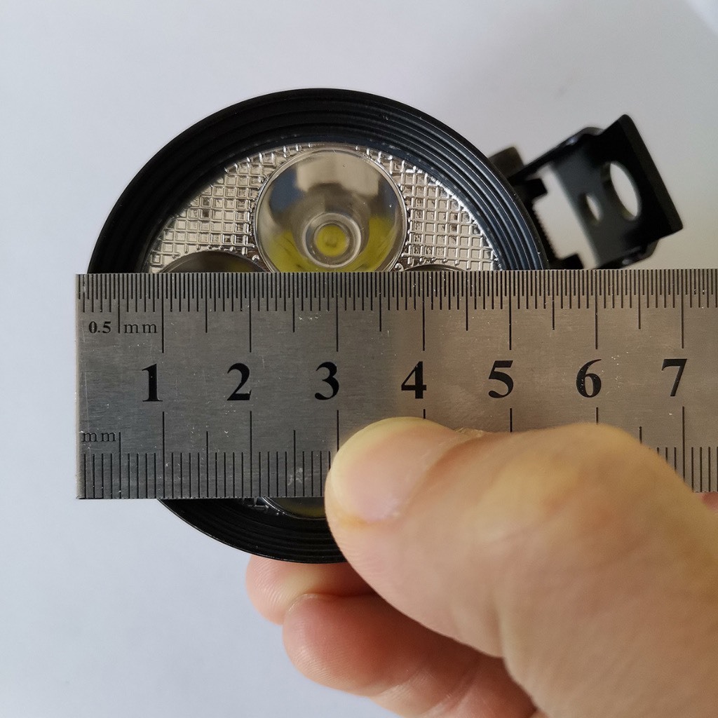 Đèn trợ sáng l4 dành cho xe máy, xe điện gắn các loại xe ánh sáng cực mạnh bảo hành 1 năm