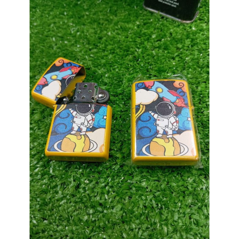 vỏ zippo phi hành gia cute