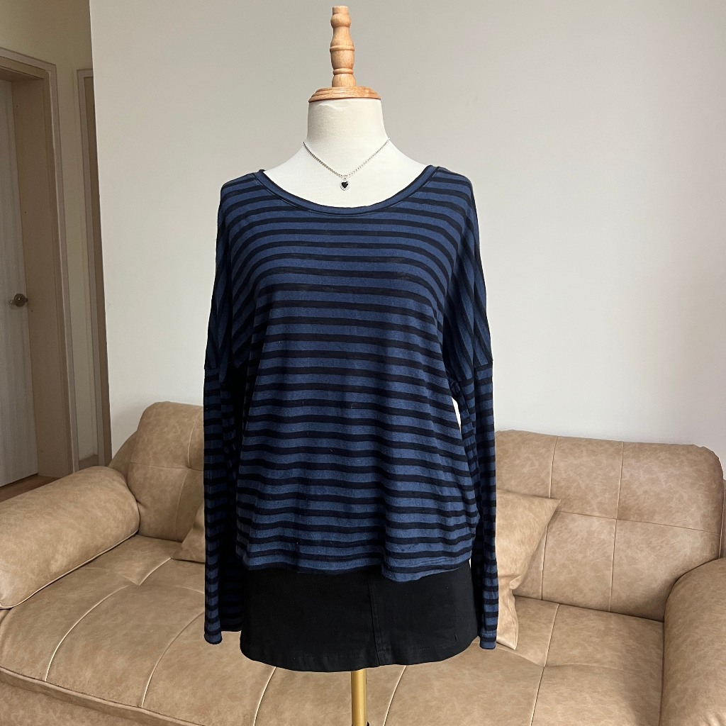 Áo thun dài tay cotton mỏng kẻ ngang