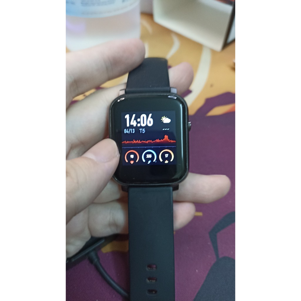 [Đồ cũ] Smart Watch / Đồng hồ thông minh BeU B1 màu đen kết nối Bluetooth kèm đế sạc không dây