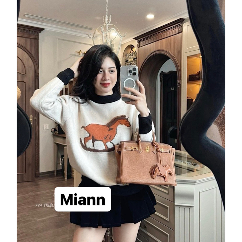 Áo len Hm hình ngựa thêu len lông thỏ xinh xắn