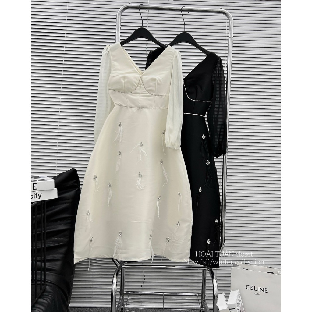 Mã V254 tafta phá tơ xước đính lông vũ