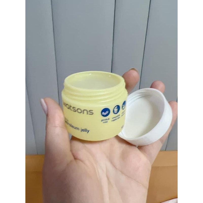 Sáp Dưỡng Ẩm Watsons Gentle Petroleum Jelly Thái Lan