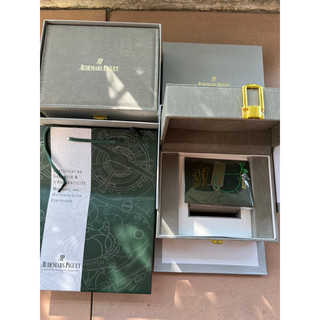 Hộp đồng hồ AP Audemars Piguet 02 (không đồng hồ)