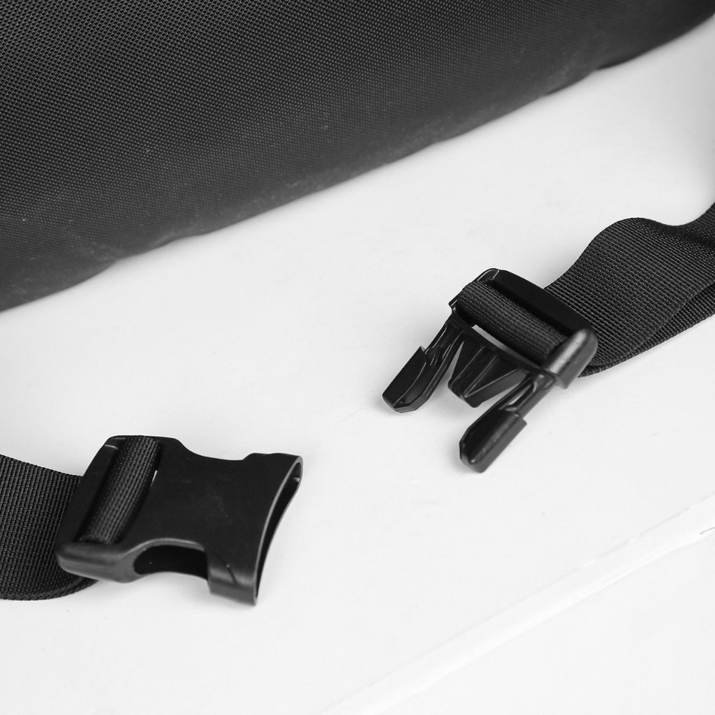 Túi Đeo Chéo Thể Thao Tech Hip Pack Black