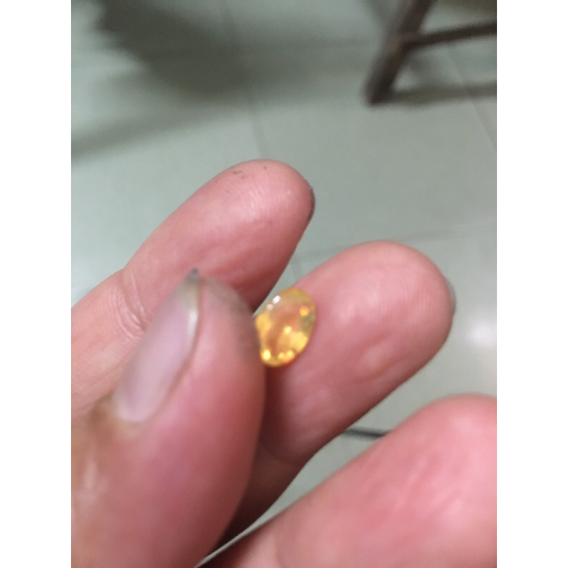 Viên đá opan si tuyển Nhật